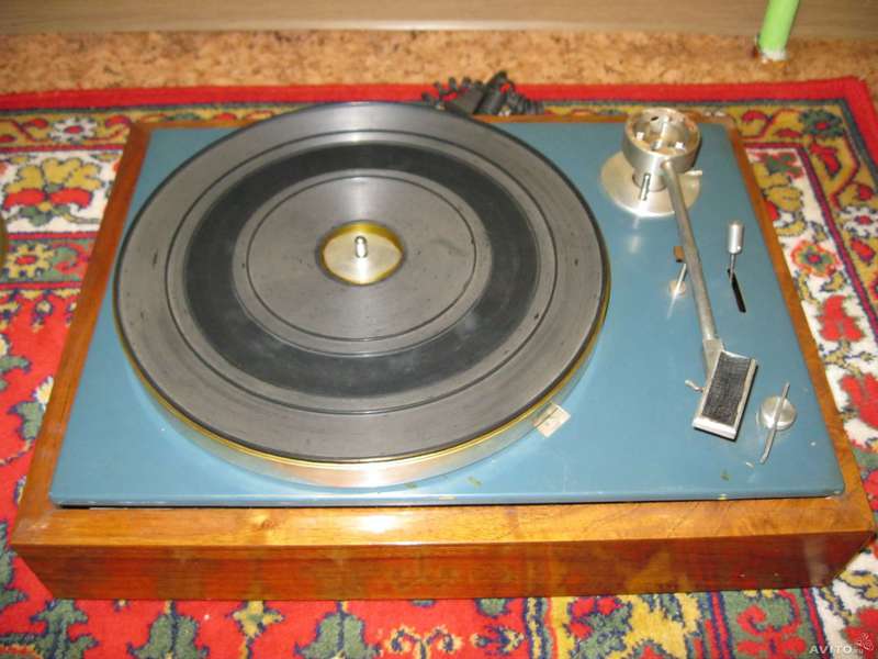  Проигрыватель виниловых дисков telefunken w 268