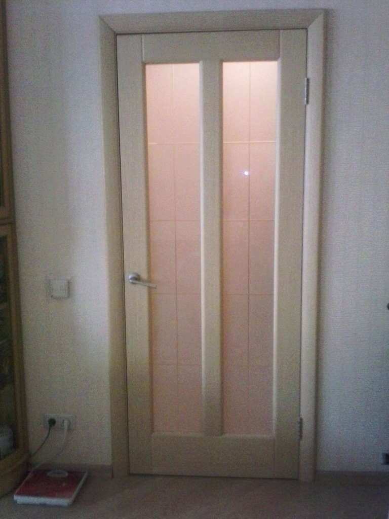 Цвет двери и пола