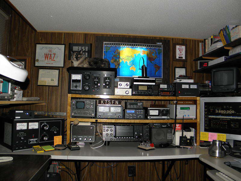 Би Саратов\\