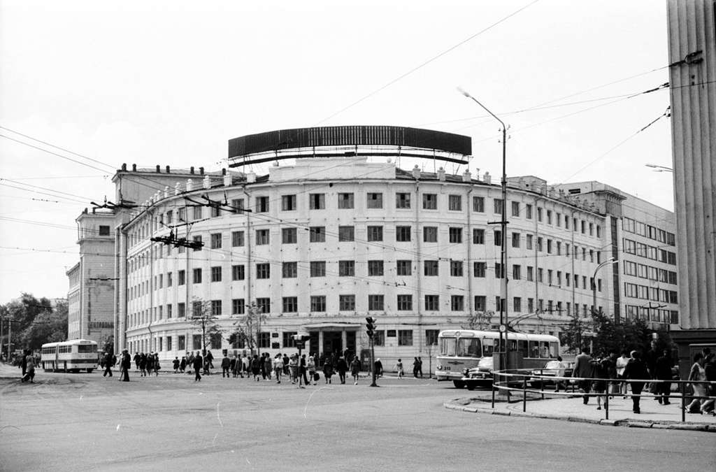  Исторические фотографии автобусов