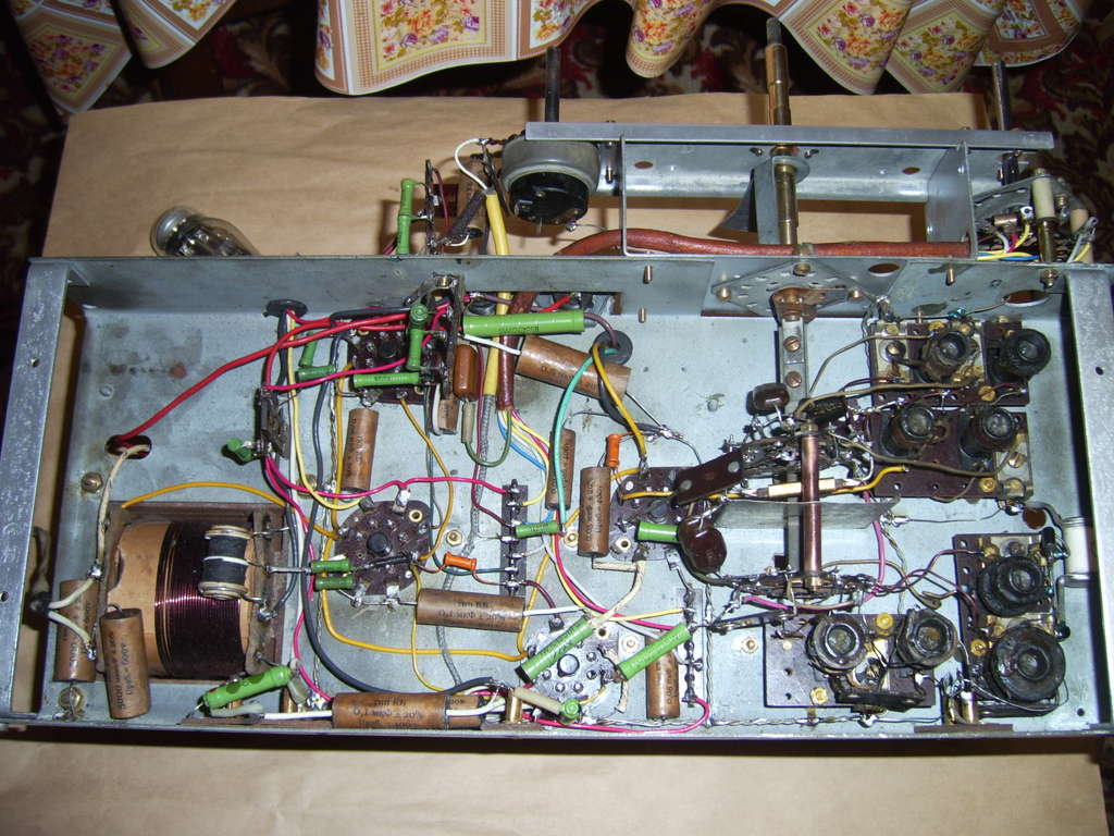 ВТОРАЯ ЖИЗНЬ СТАРОГО РАДИО - Между сводками. 557.