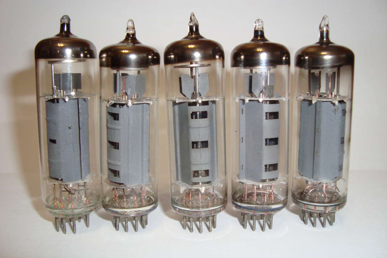  Лампы. Распродажа.