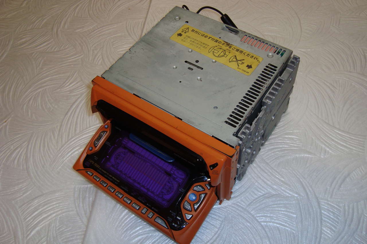  Автомагнитолы конца 80х-2000х гг. Made in Japan.