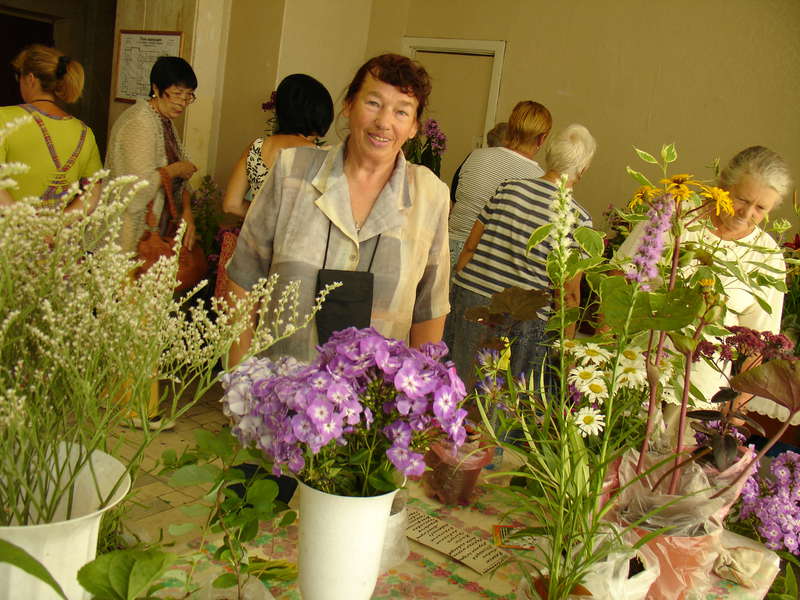 20 лет  выставкам цветов в г.Казани