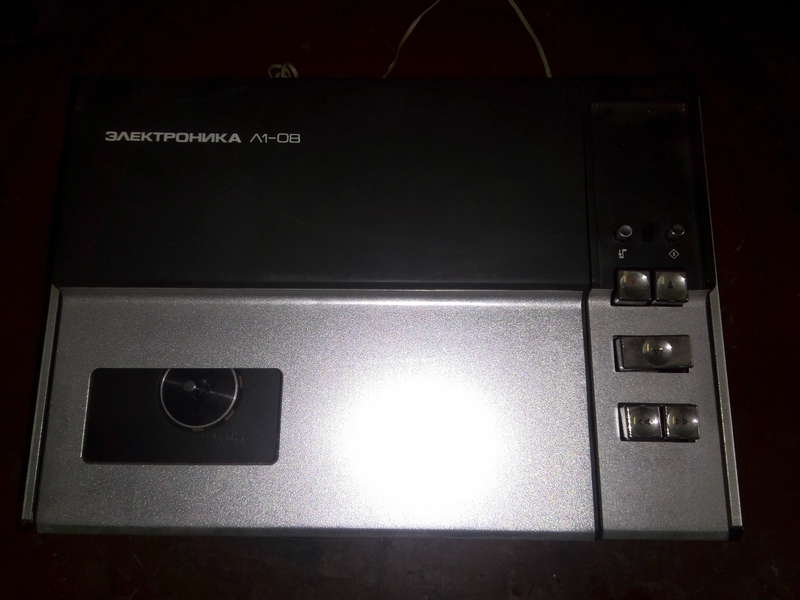  Продам разные радиодетали СПб.