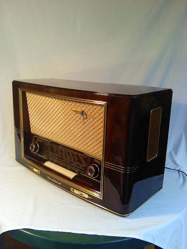 ВТОРАЯ ЖИЗНЬ СТАРОГО РАДИО - Приёмник дня