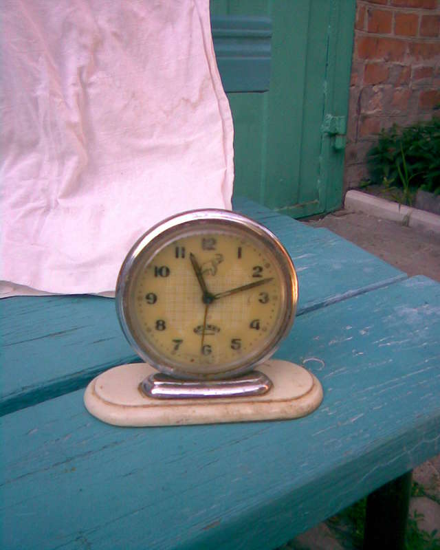 ВТОРАЯ ЖИЗНЬ СТАРОГО РАДИО - Совсем не радио .... но тем не менее!