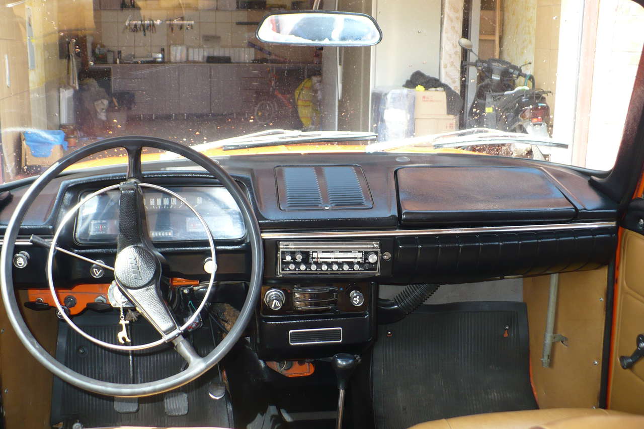  Наземный транспорт времен СССР.