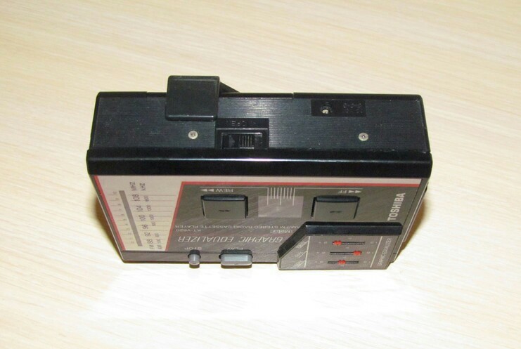 кассетные и CD плееры 80-х, 90-х, ...