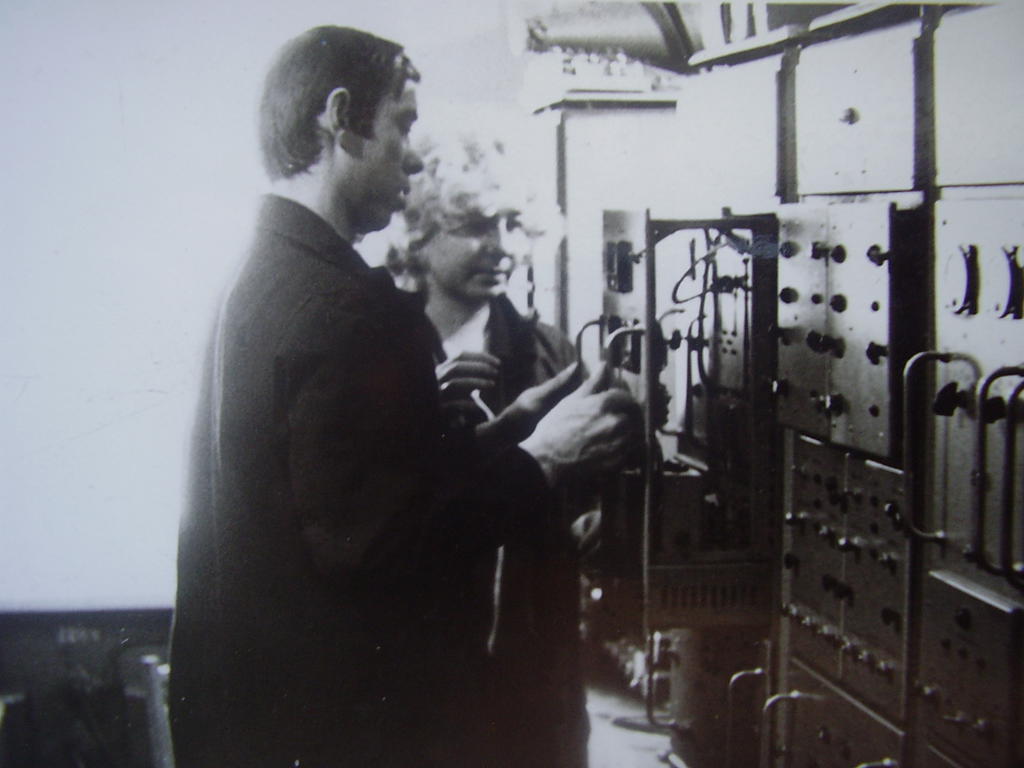 ВТОРАЯ ЖИЗНЬ СТАРОГО РАДИО - Фото из прошлого