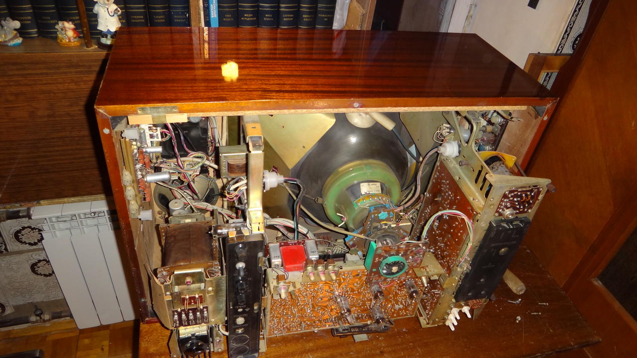  Кинескопы 43ЛК2Б (Радий) и 35ЛК2Б (Старт 3)