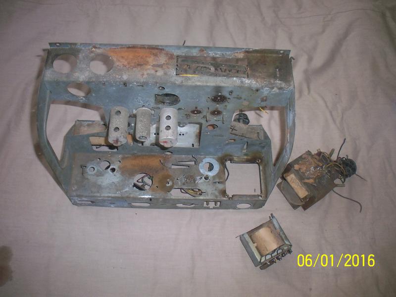 ВТОРАЯ ЖИЗНЬ СТАРОГО РАДИО - Шасси Звезда 54 восстановление.