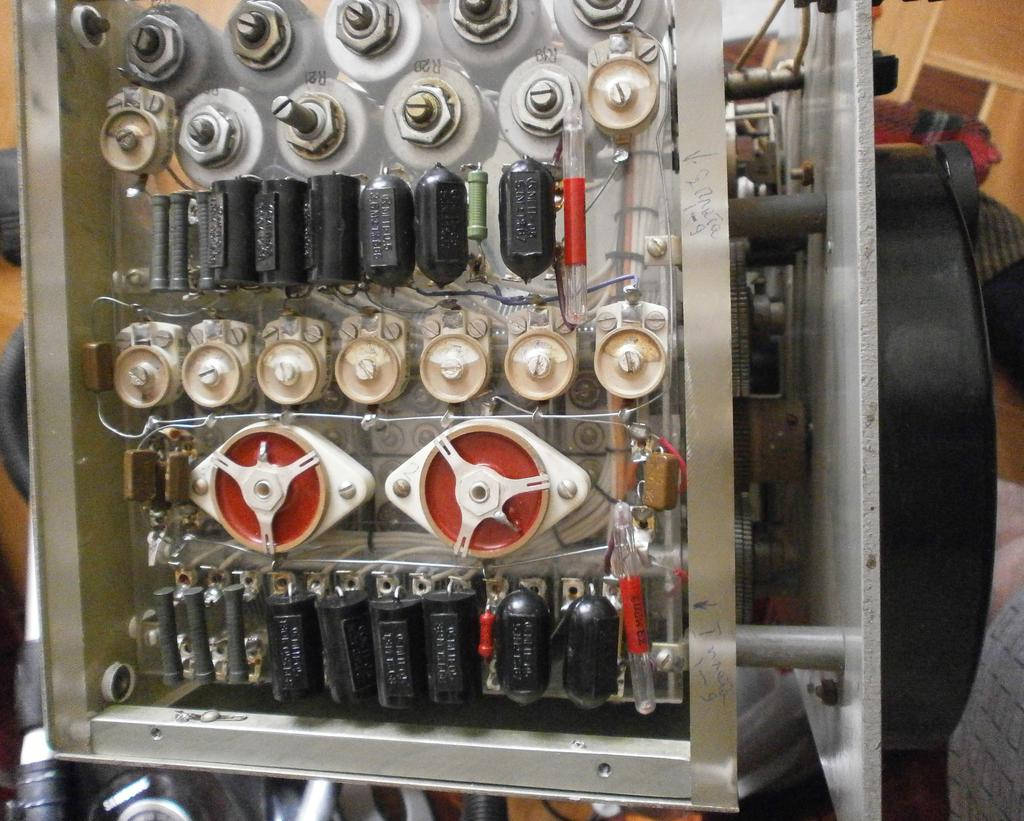 ВТОРАЯ ЖИЗНЬ СТАРОГО РАДИО - Недавно приобрёл.