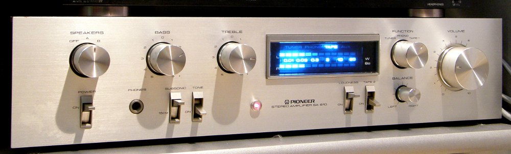  Усилитель Pioneer SA-610