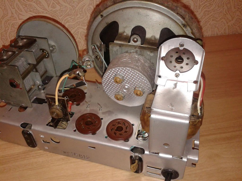 ВТОРАЯ ЖИЗНЬ СТАРОГО РАДИО 