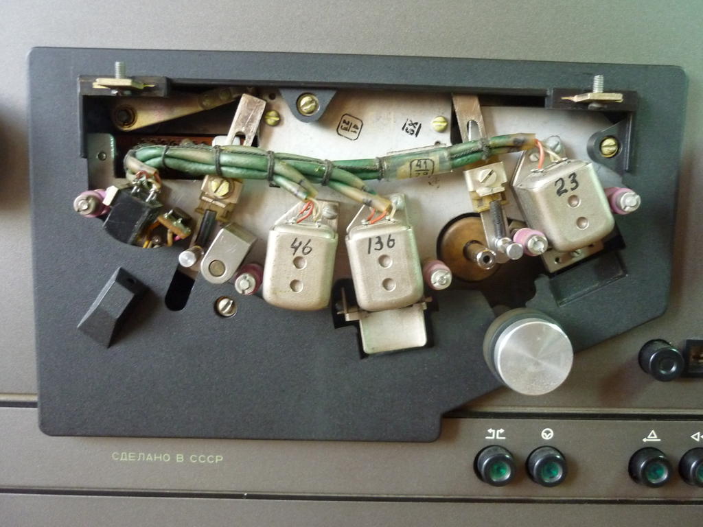  Электроника ТА1-003 [магнитофон] и его модификации.