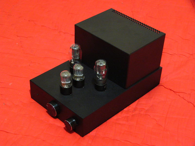 ВТОРАЯ ЖИЗНЬ СТАРОГО РАДИО - фотографии наших готовых усилителей