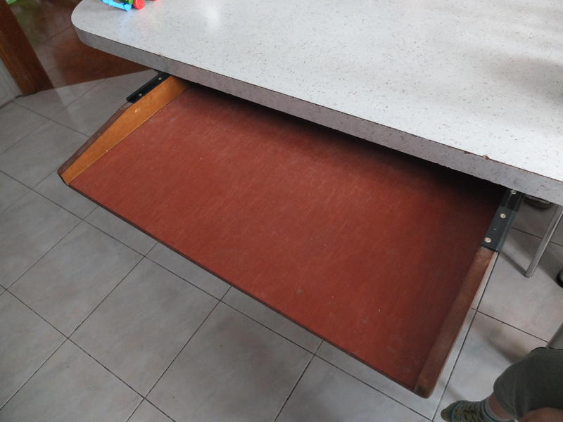 ВТОРАЯ ЖИЗНЬ СТАРОГО РАДИО - ...как юный разрушитель превращается в юного радиолюбителя.