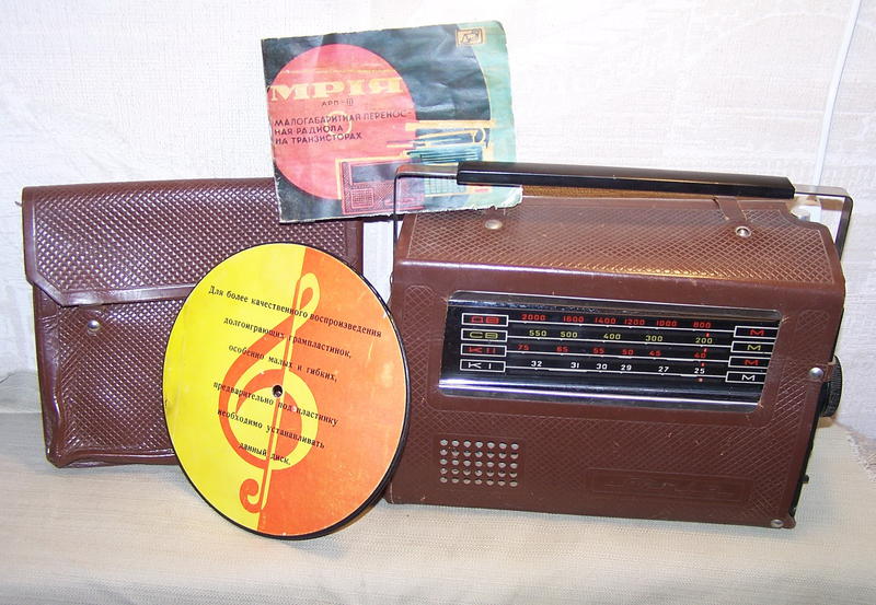 ВТОРАЯ ЖИЗНЬ СТАРОГО РАДИО 