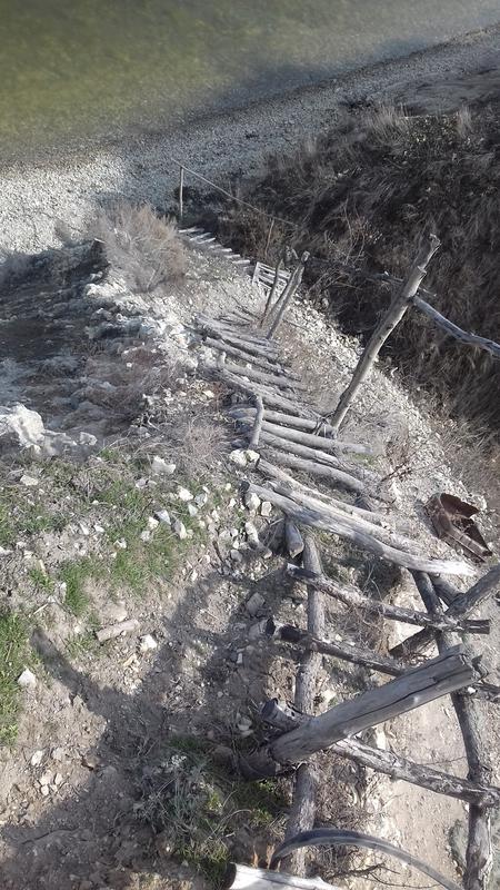 Би Саратов\\