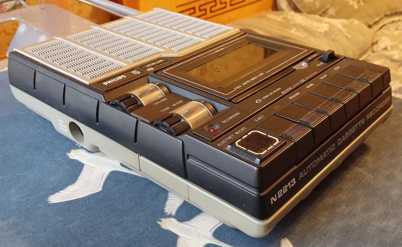 Philips N2213 Cassette Tape Recorder