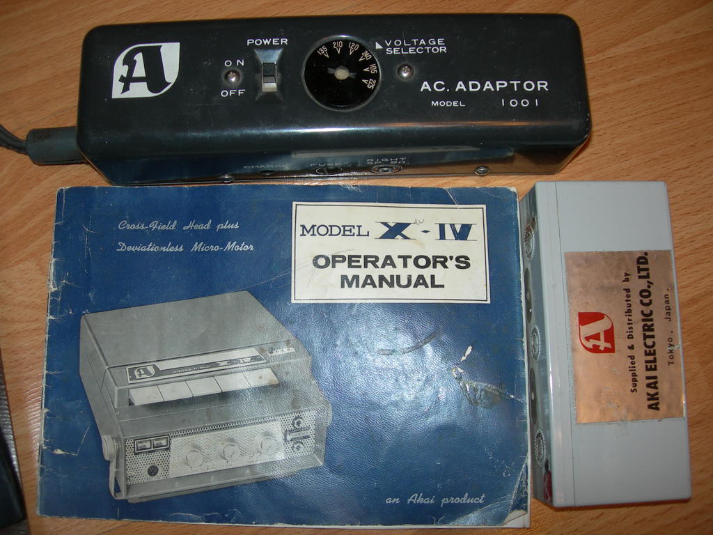  4 Track Stereo Tape Recorder X-IV, Akai