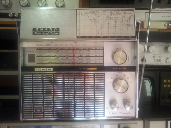  Коллекция магнитол Шукюрова Тофика.