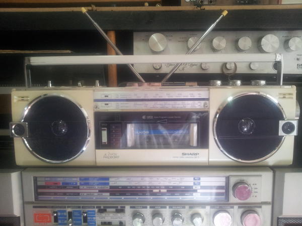  Коллекция магнитол Шукюрова Тофика.