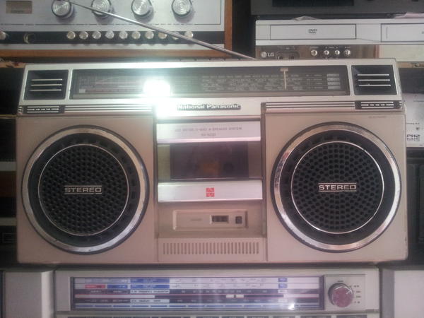  Коллекция магнитол Шукюрова Тофика.