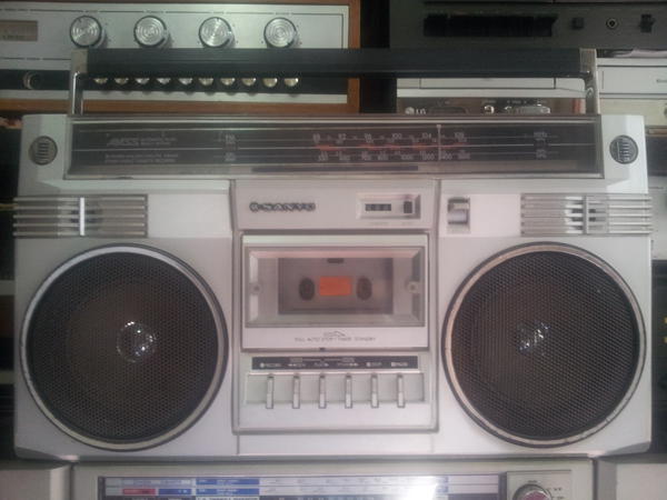  Коллекция магнитол Шукюрова Тофика.