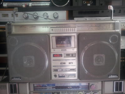  Коллекция магнитол Шукюрова Тофика.