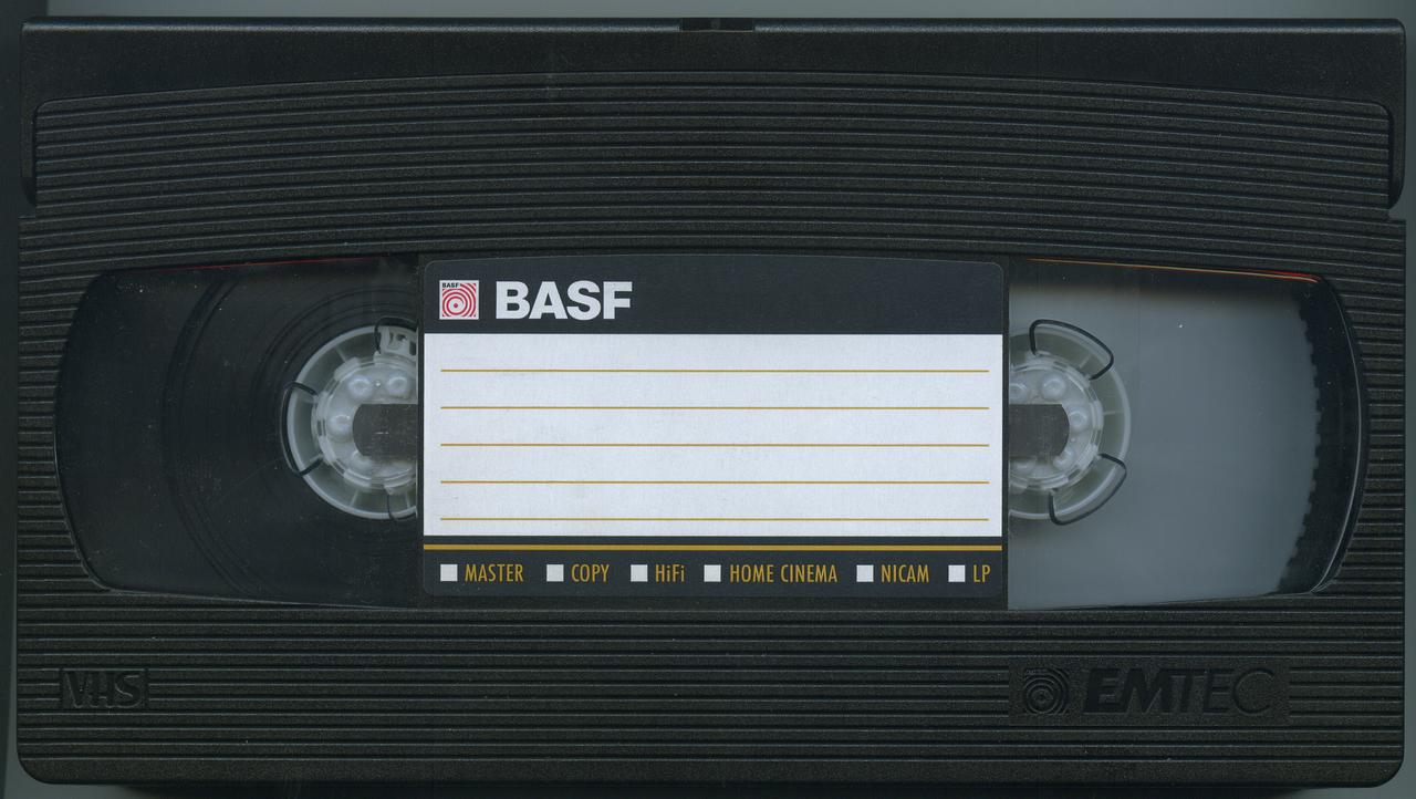  Вопрос про окошки у кассет VHS