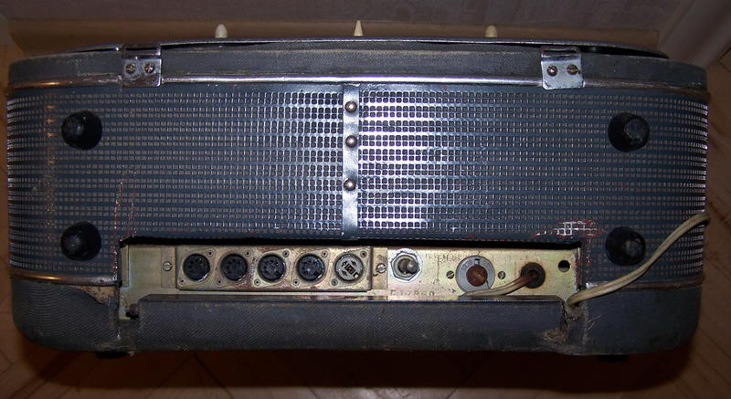 ВТОРАЯ ЖИЗНЬ СТАРОГО РАДИО 