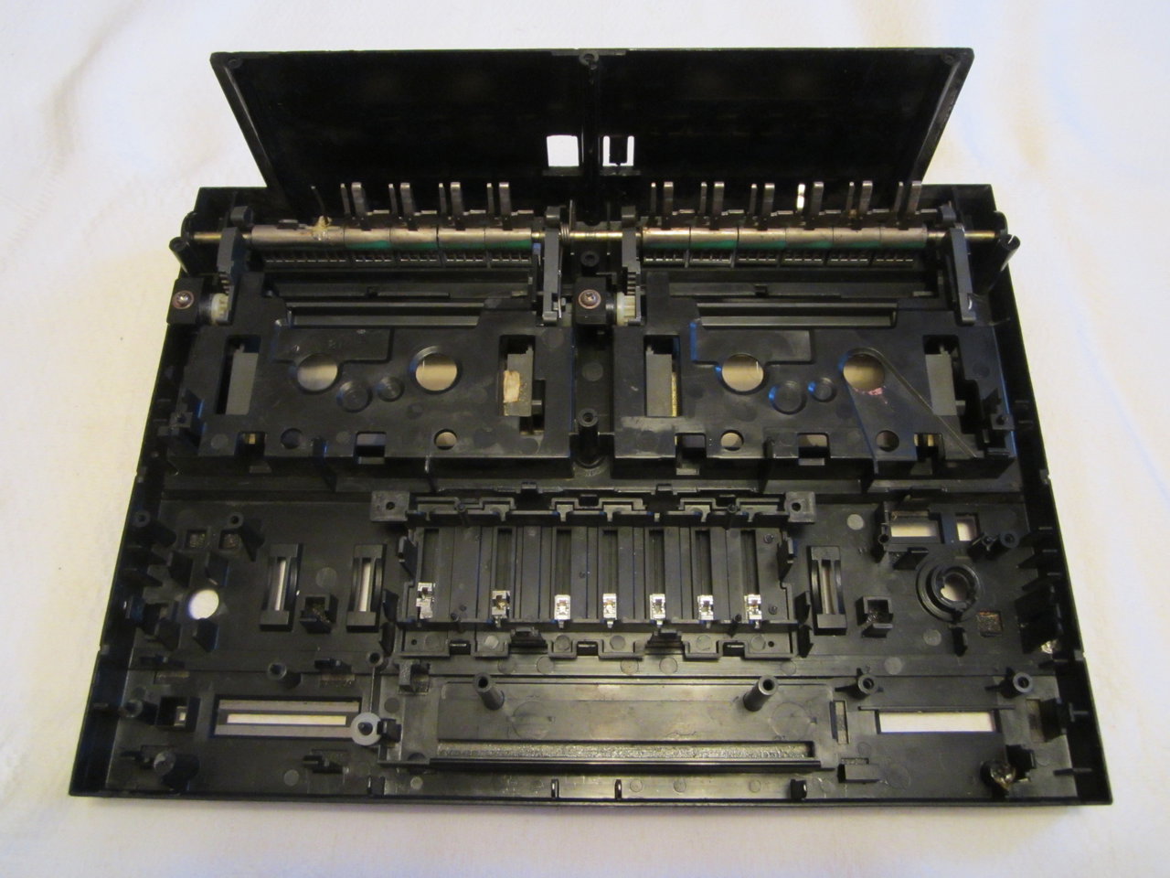  Музыкальные центры и магнитолы в разборе (тема пополняемая)