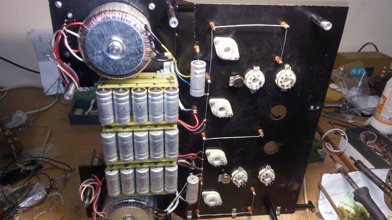 ВТОРАЯ ЖИЗНЬ СТАРОГО РАДИО - ЛАМПОВЫЙ УСИЛИТЕЛЬ делаем сами