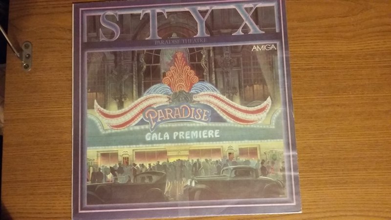  “Демократы” и пластинки выпущенные в странах соц. лагеря.