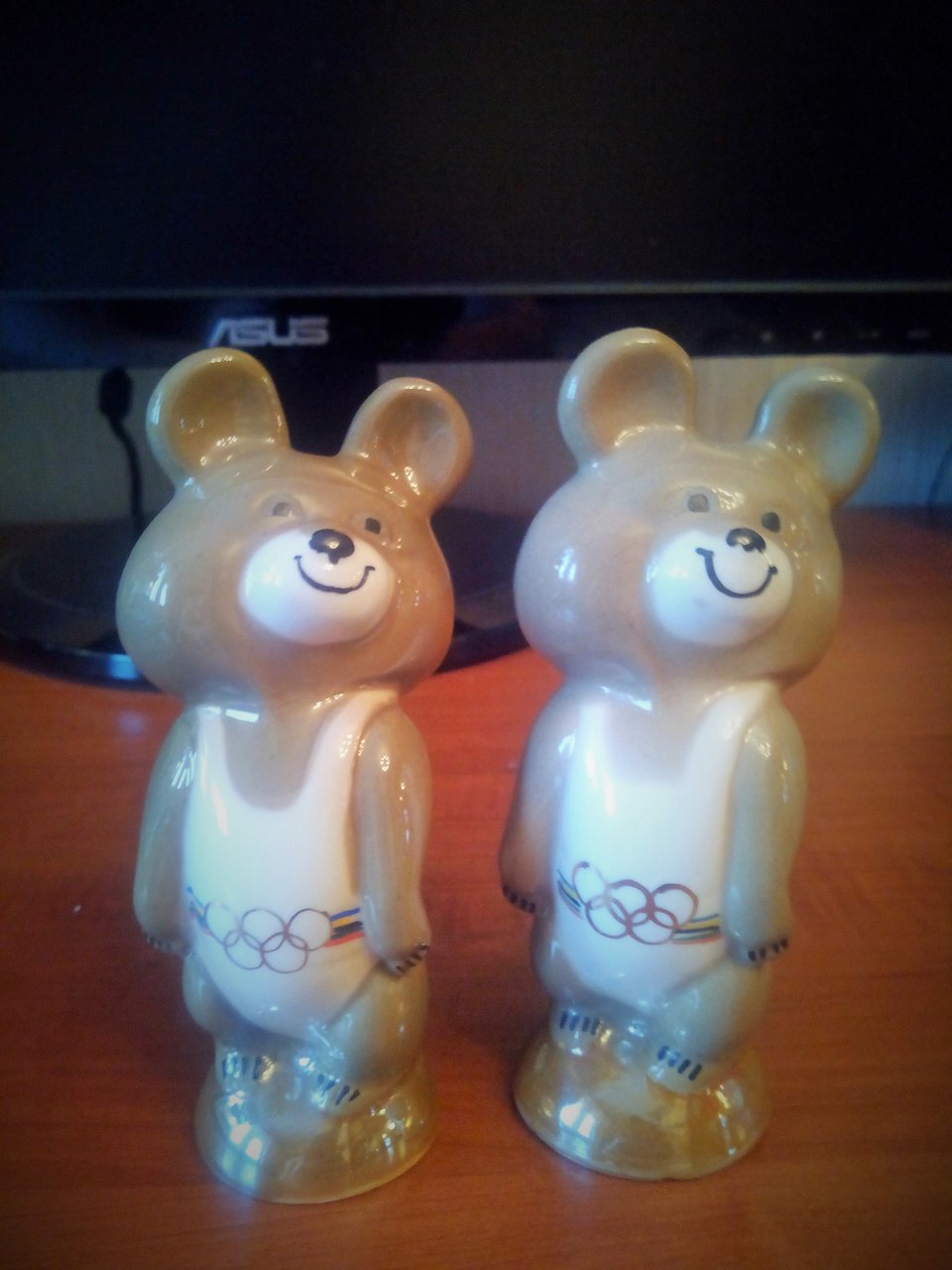 Олимпийские Мишки - атрибуция.