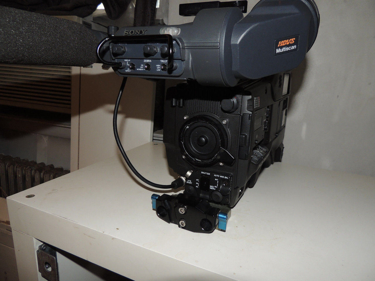 Видеокамера SONY HDW-F900 куплю