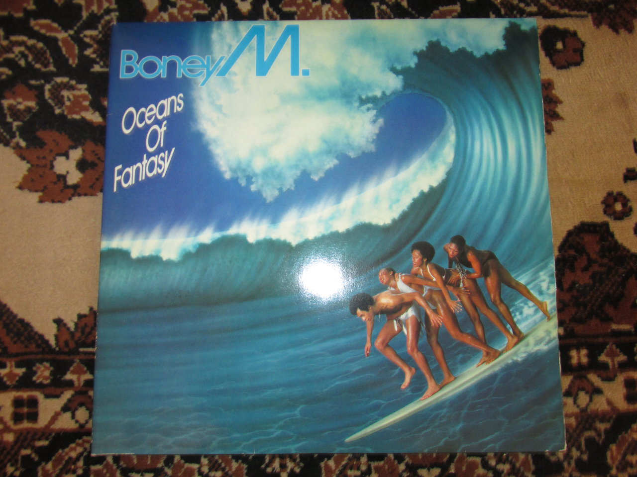  Винил II: издания с плакатами