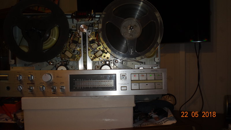  AKAI GX77
