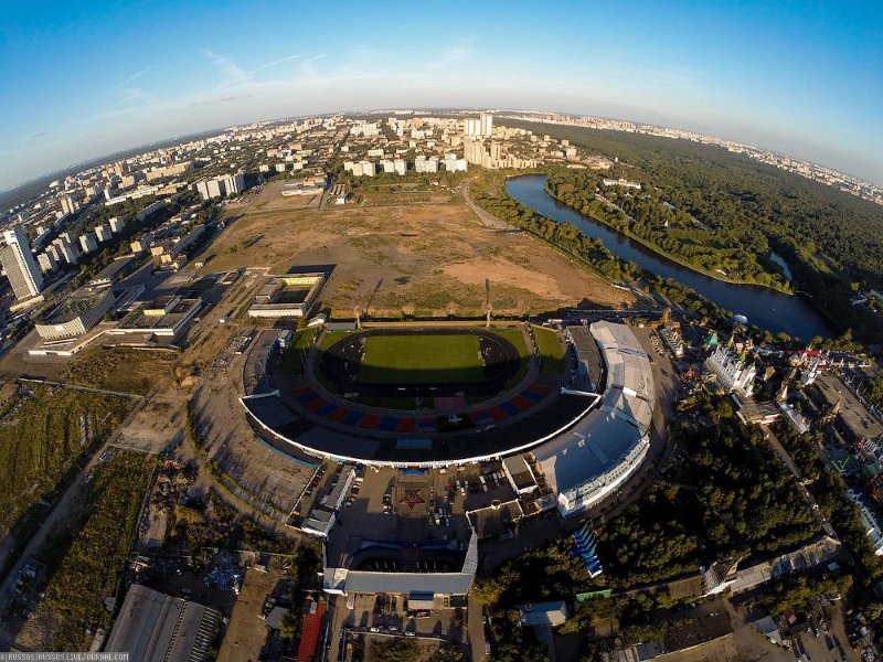 Сиреневый бульвар, 4