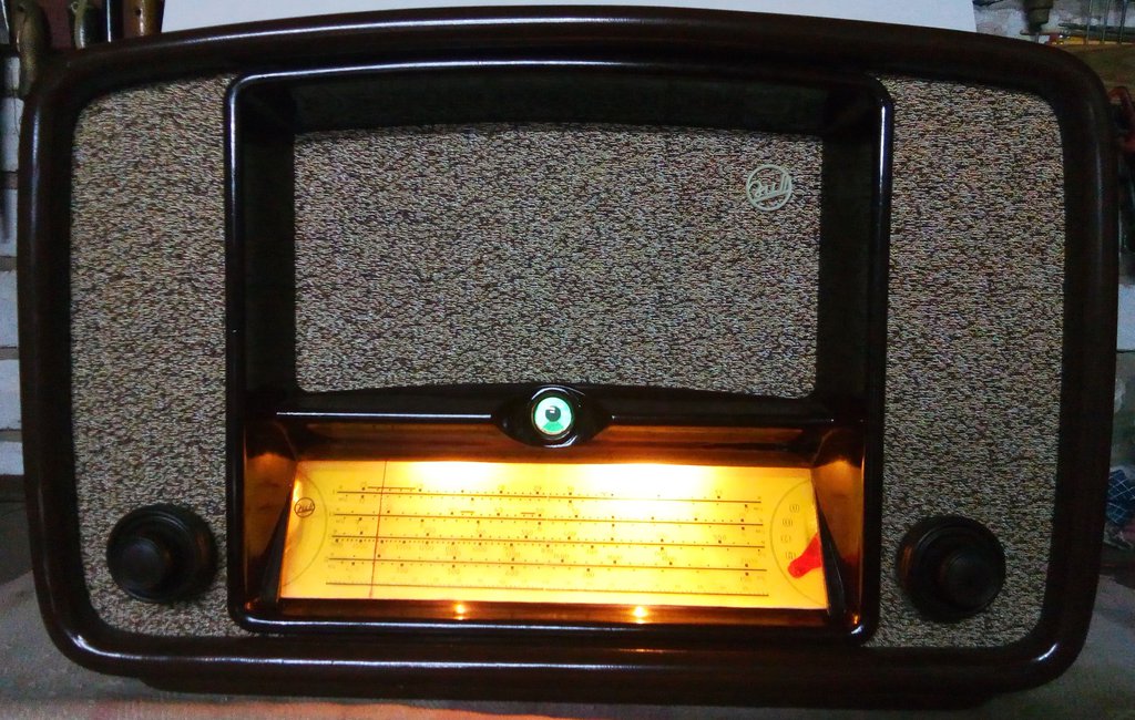  Радиоприемник \\