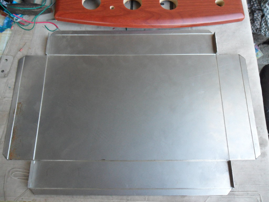 ШАССИ к нашим усилителям,корректорам.