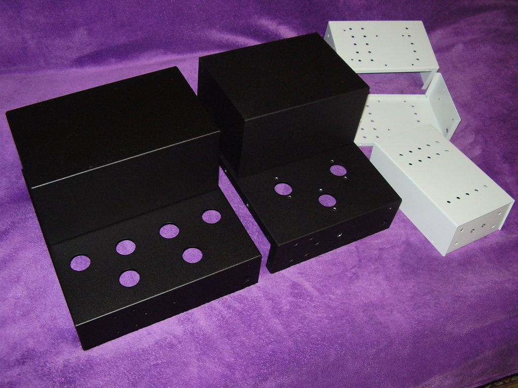 ШАССИ к нашим усилителям,корректорам.