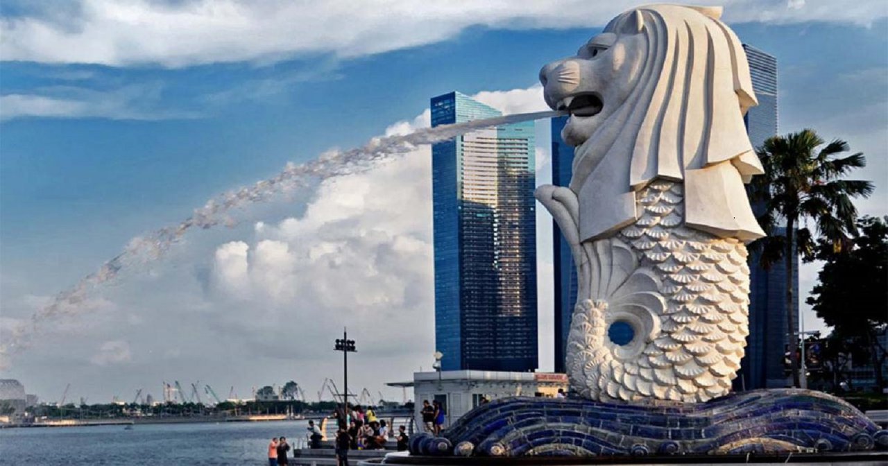 сингапур и лев