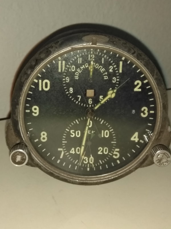 Часы авиационные