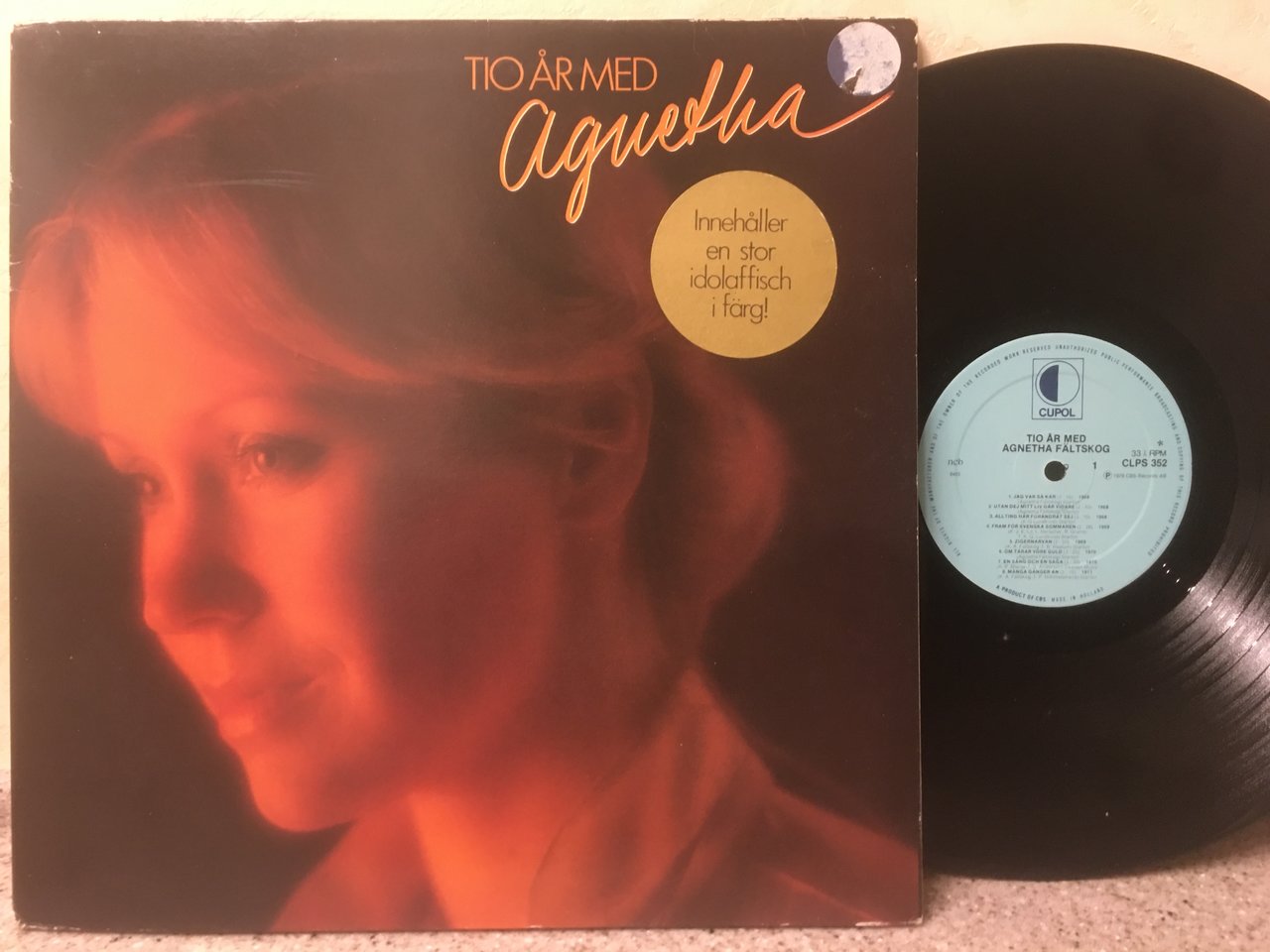  Винил II: издания с плакатами