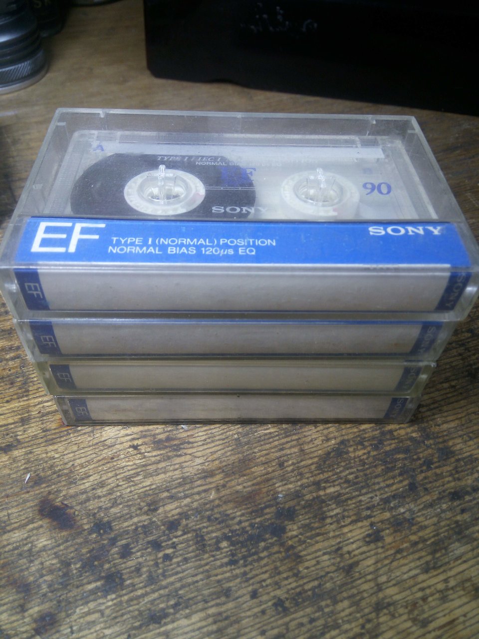  Запечатанные кассеты SONY Super C-90EFS и др.