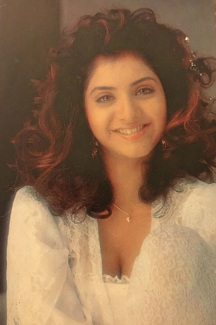 Divya bharti photos wallpapers 6b2