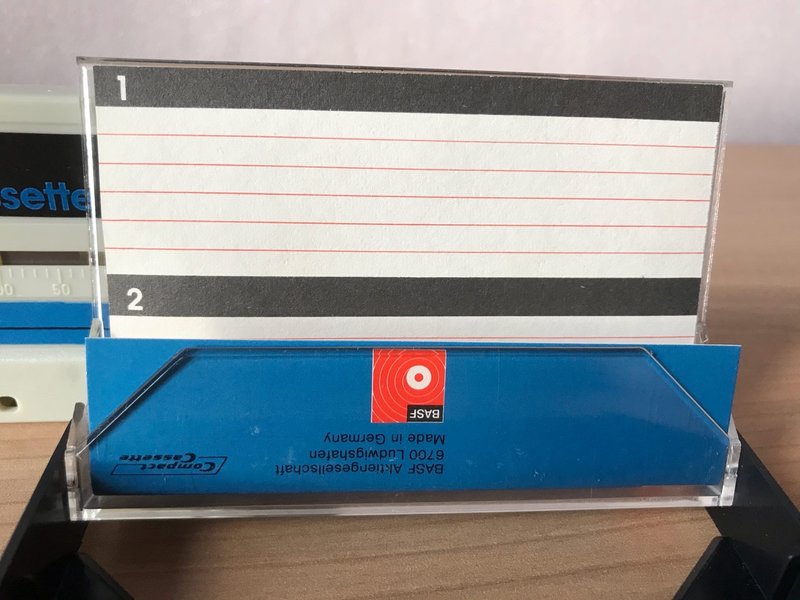  Обмен винтажных аудиокассет